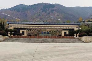 陵园大门图