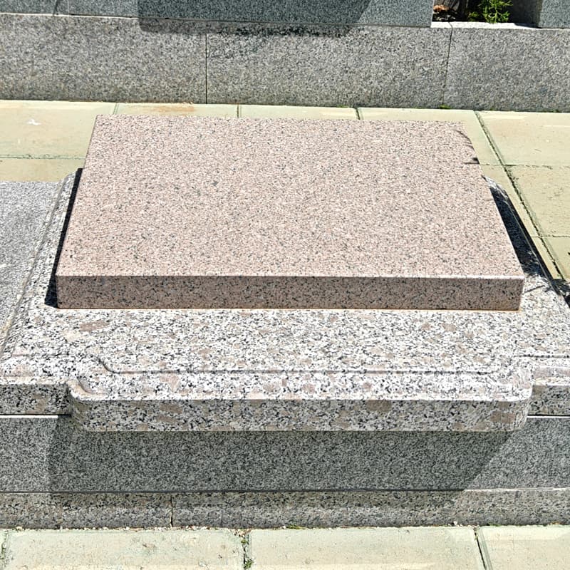 墓型1号